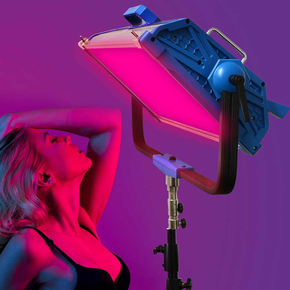 LED Panel Lamp 300W RGBW Pro L - đánh giá và giá Photography Lighting Ai